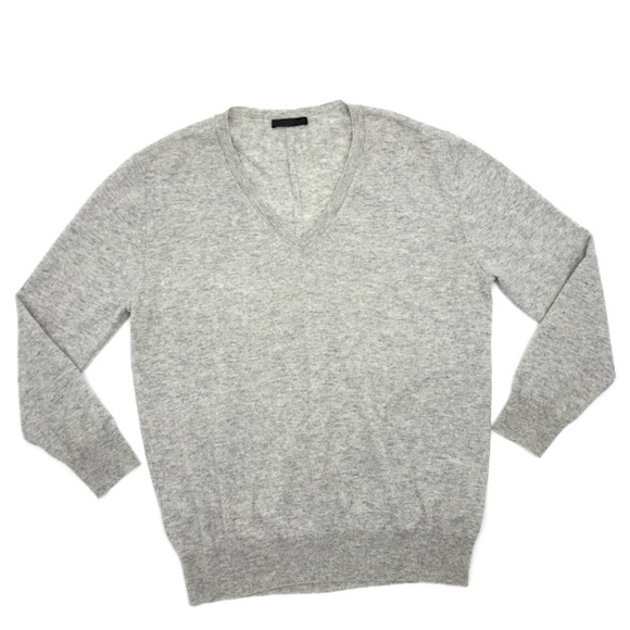 The Row Sweaters - THE ROW Amherst Cashmere V-Neck Sweater L